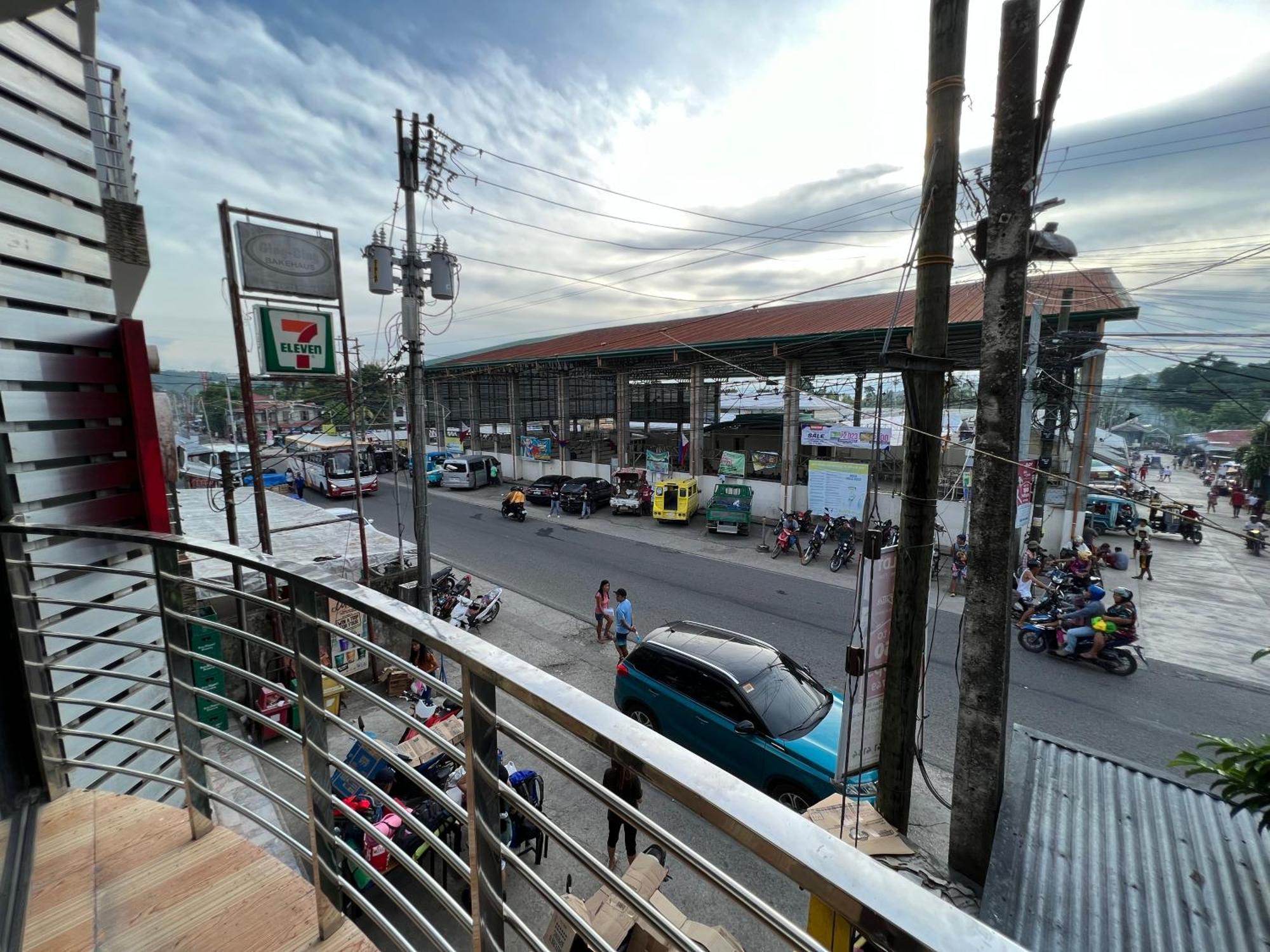 Ging-Ging Tourist Inn บาดิอัน ภายนอก รูปภาพ